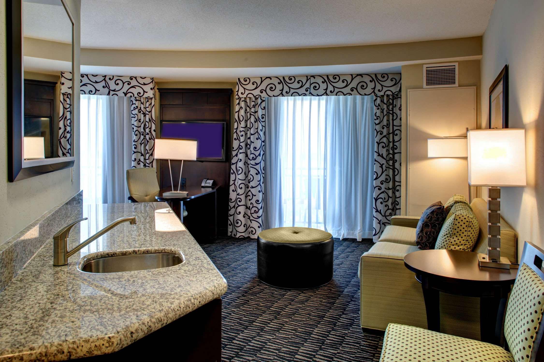 Hampton Inn & Suites Baton Rouge Downtown Eksteriør bilde